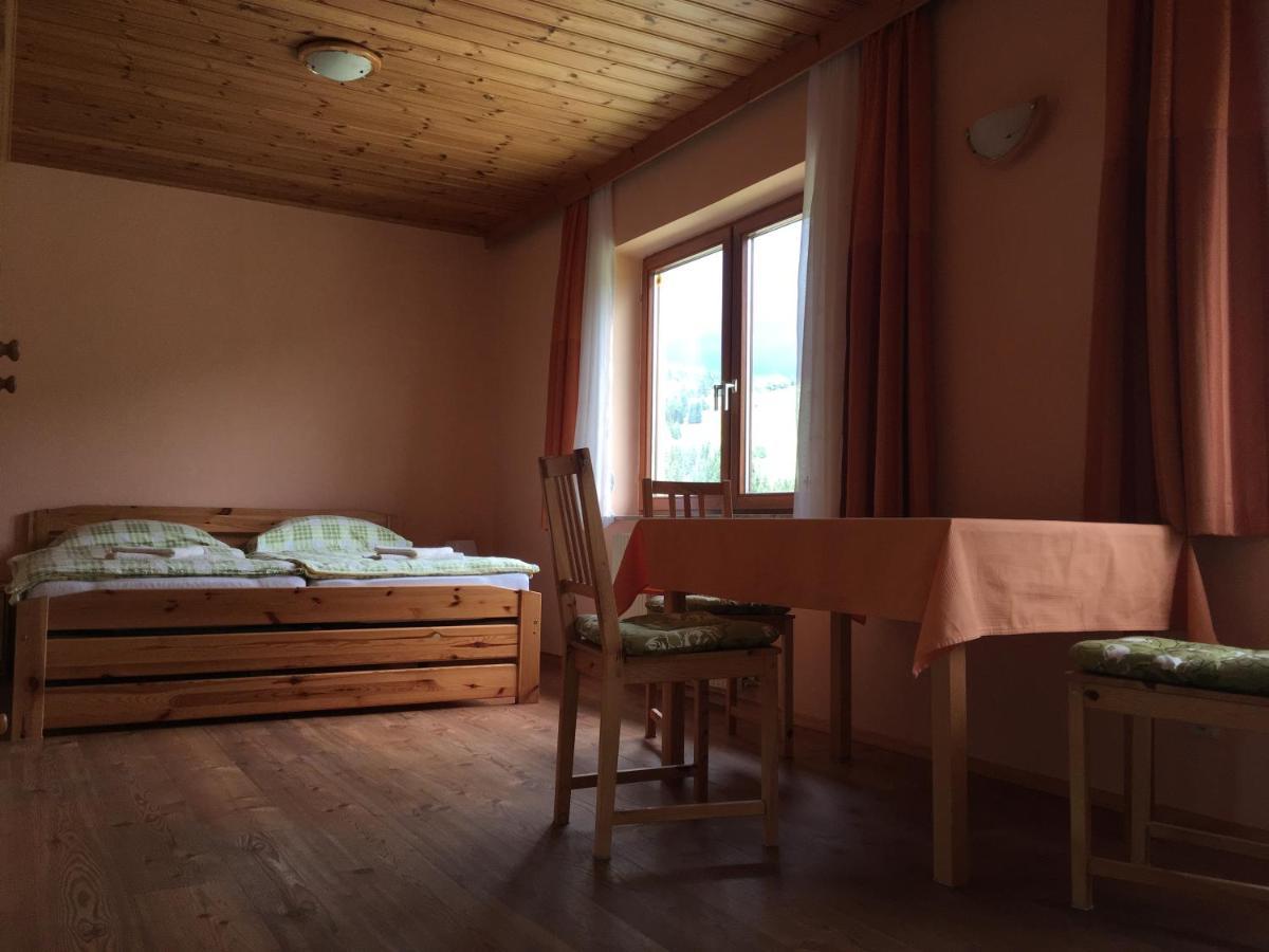 Villa Urlaub Im Zirbenland à Obdach Extérieur photo