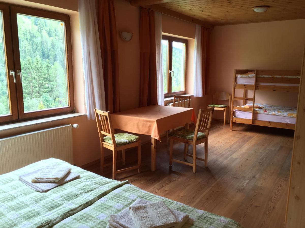 Villa Urlaub Im Zirbenland à Obdach Extérieur photo